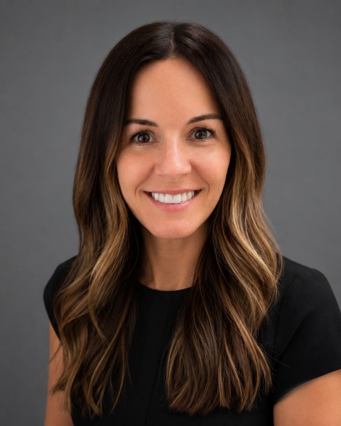 Headshot of Kara Osuna, APRN, FNP-C
